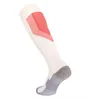 Protezione dell'ambiente per la salute tecnologia jacquard design ad arco per adulti calzini antiscivolo con fondo antiscivolo per bambini calza da calcio lunga per il ginocchio