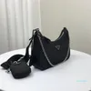 Нейлоновые дизайнеры Сумки на плечо Высококачественная кожаная сумочка дизайнер бестселлеров Lady Body Body роскошная цепная сумка 2021