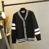 Hlbcbg vit svart solid sweater cardigans jacka damer kvinnor tjock tröja kappa v-nacke cardigan outwear 211011