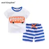 Mudkingdom Zomer Peuter Boy Outfits Trekkoord Korte Set Leuke Jongens Kleding Streep Kinderkleding Strand Holiday 210615