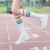 Calze da donna in cotone arcobaleno al ginocchio Corea Calze lunghe a righe calze a righe lunghe Studenti sexy sopra calze al ginocchio Medias Y1119