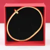 Edelstahl Manschette Gold Farbe Kristall Armbänder Luxus stilvolle Schrauben Armreif für Frauen Mädchen Dekoration Schmuck Zubehör Geschenk mit roter Tasche