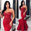 Sexy Red Evening Dresses Sleeveless Beads Applique Lace Prom Gowns Layers Ruffles Skirts Long Pageant Party Wear Robe De Mariée