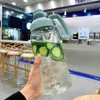 Tritan Water Bottle 1.8L с соломенной холодильной чашкой Флэк BPA Бесплатные спортивные фитнес-футбол для кемпинга Открытый тренажерный зал Портативная кружка 210914