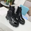 2021 new Designer Monolith leather boots Rois Martin Removable nylon pouch grils thick sole derby zipper Mini bag knee high boot gear chunky heel With box