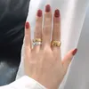 Klaster pierścienie S925 Silver Fashion Diamond Pattern Pierścionek Kobiet Osobowość Para Nie-blading Netto Red Index Finger