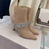 Botas de moda de gamuza sexy para mujer, hebilla de diamantes de imitación de lujo, punta estrecha, 8,5 cm, tacones altos, bottes de diseñador, zapatos martin con cremallera lateral