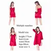 Juli sång 4 stycken sexig pyjamas Set Kvinnor Faux Silk Dressing Gown Lace Sling Shorts Sommar Robe Sleepwear med bröstkuddar 211112