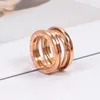 2021 Gold Silver Rose Colours Women Rings Stili di lusso di alta qualità Stili Romanmo Romano Hollow Coppia Hollod Ringio in acciaio Titanio BET3766643