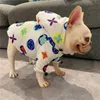 綿暖かい花犬のフード付きセーター防水防風ファッション子犬レインコート冬の屋外ウォーキングペットコート