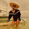 Women Wide Brim Boater Hat 15cm 18cm Brim Straw Hat Flat Kvinnor Sommar Med Vit Svart Ribbon Slips Sun Hat Beach Cap