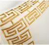 Luxury Designer Pillow Case Högkvalitativ guld- och silverbroderi Geometrisk mönster Kuddehölje 45 * 45cm Använd för heminredning Christma