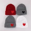 Erkek Tasarımcı Beanie Kadın Tasarımcıları Beanies Kafatası Kapakları Moda Kalp Desen Erkek Kadın Kış Hip Hop Örme Şapkalar Oyun 21100702V