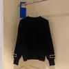 Толстофустры высококачественного вязаного свитера Oneck Sweater Sweater Sweater Sweater Sweater Sweater Sweater с буквами для женщин Хип-хоп.
