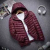 Märke Höst Winter Light Down Jacket Mäns Mode Hooded Short Large Ultra-Thin Lightweight Youth Slim Coat Down Jackets 211110