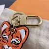 Mignon motif de tigre porte-clés boucle amoureux voiture porte-clés en cuir à la main designers marque lettre impression porte-clés hommes femmes sac pendentif cadeaux 4VZ8