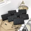 مزيج حقائب اليد Mystery Box حقائب هدايا Suprise مختلفة shoudler crossbody حمل المزيد من الألوان ترسل عن طريق الصدفة مئات من الأنماط