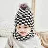 Autunno Inverno Bambino Bambini Cappello lavorato a maglia Scaldacollo Set Bambini Maglieria Scozzese Berretto con teschio Fazzoletto da collo