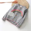Meninas roupas outono primavera crianças suéteres meninas cardigan arco-íris padrão de manga comprida bordado outerwear crianças knit 211023