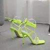 Été mode Fluorescent vert cheville croix sangle femmes sandales Sexy à lacets bout carré femme talons hauts chaussures de fête