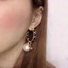 925 Srebrna igła Numer 5 Pearl Dangle Skórzane Kolczyki Luksusowa Marka Design Sense Korea Styl Gold List Studs Studs Women Party Jewelry