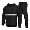 Mäns Tracksuits Tracksuit 2021 Man Två Piece Set Sweatsuit Polyester Overells Leisure Suit Hooded Sweatshirts och Hip Hop Harlan Byxor