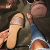 2021 designer mulheres planos chinelos slippers sandálias moda verão senhoras diamante studded slipper superior mulher sexy sapatos
