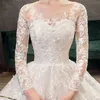 Elegant Ivory White Lace Princess Bröllopsklänningar Broder Royal Train Sweetheart Gowns Lång Lång brudklänning Vestidos de Noiva