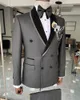 Light Grey Men's Suits Wedding Tuxedos Party Wear 2 Pieces Groom Suits Slim Fit Peaked Lapel Bestman Blazer (Jacket+Pants)