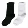 Calcetines para hombre hombres hombres de alta calidad algodón todo-partido clásico tobillo gancho transpirable blanco y negro mezclando baloncesto baloncesto deportes calcetines