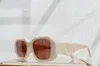 Schwarze graue quadratische Sonnenbrille für Damen, Sonnenbrille, Lunettes de Soleil, Sonnenbrille, UV400-Schutzbrille mit Etui