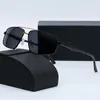 Neue Mode -Sonnenbrille für Männer schwarz braune Linsen Sport Randless Buffalo Horn Brille Frauen Gold Holz mit Box9081558