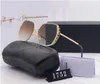 Fashion Crystal Sunglasses الصيف المضادة للأشعة فوق البنفسجية الاستقطاب عدسة C النظارات الشمسية النظارات الشمسية العلامة التجارية الكلاسيكية الإناث مع مربع العلامة التجارية