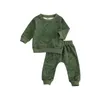 Herfst Pasgeboren Baby Boy Kleding Set Lange Mouw Dinosaurus Gedrukt Top + Broek 2PCS Outfit 0-24M 210309