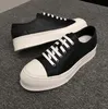 Mode Witte schoenen Men Verhoogd Dikke Sole Heren Casual schoen Echt lederen handgemaakte herenplatform sneakers