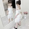 Sommer Mädchen Knielanges Freizeitkleid Mode Chiffon Layered Cute Flower Network Sling Ärmellose Kleider 2 Kinderkleidung Q0716