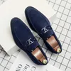 Loafers Män Skor Faux Mocka Ankel Metall Bekväm Bröllop Låg Klack Sömnad Casual British Business Mångsidig 3KC351