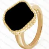 Tasarımcı Ring Clover Taşları Yüzük Sevenler Erkek Kadın için Düğün 2 Stil 15 Renk En İyi Kalite8542943