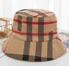 5color Bucket Hat Wide Brim Hats Suede Fabric Fashion Stripe Brand Designer Grid Women Nylon Autumn Spring Foldable Fisherman Sun Cap Travel Sunshade Drop ship