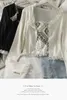 Kvinnors kostym Lace Stitching Short Single-breasted långärmad tunn stickad topp med tryckt slingförkläde 210709