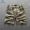 207 Summer Fashion Straight Cargo Shorts Sport maschile Casual Mezza lunghezza Puro cotone stile militare Camouflage Abbigliamento da lavoro da uomo 210713