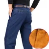Hiver Hommes Épais Jeans Chauds Classique Polaire Mâle Denim Pantalon Coton Bleu Noir Qualité Pantalon Long Pour Hommes Marque Jeans Taille 44 211206