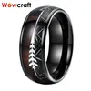 Hommes 8mm Météorite noire Koa Bois Acier Incrustation Bague en carbure de tungstène Hommes Femmes Mariage Dôme Bande Confort Fit Poli 211217