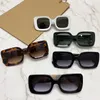 OCCHIALI DA SOLE Quadrati Neri Square Square Black Sunglasses B 4327 여성 패션 클래식 플레이트 풀 프레임 레저 올 매치 여행 휴가 디자이너 최고 품질