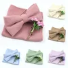 Neckband Makaroner Solid Färg Bow Tie Brosch Set Super Soft Suede Bowtie Floral Lapel Pin Suit For Wedding Party Groom Romantic Present
