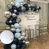 decorazione di compleanno blu
