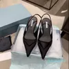 Originalmodeller P-Da Luxury Designer Brand Pointed Sandals 2021 Mode Äkta Läder Mun Högklackat S