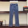 Tvådelade byxor damer Dam Elegant Jean Set 2021 Mode Lapel Spets Denimsömmar Rufsig skjorta Topp+Blå Byxdräkt Plus Size Damer