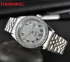 Стиль Fashoin Мужчины Женские арабские численные часы Quartz Движение All Diamonds Cring Cring Out watchs Высококачественное унисекс платье Lady Clo258a