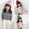 Automne style coréen bébé filles coton lettres imprimées mode T-shirts enfants lâche décontracté T-shirts enfants vêtements de base hauts 210708